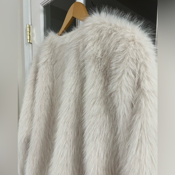 Dennis Basso Long Hair Faux Mink Coat with Faux Leather - size M - Picture 10 of 10